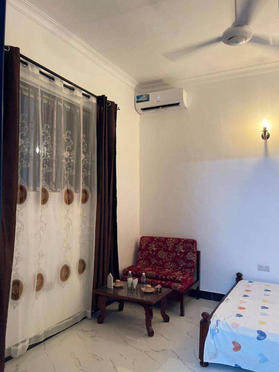 Yakamoz Zanzibar Panzió Kültér fotó