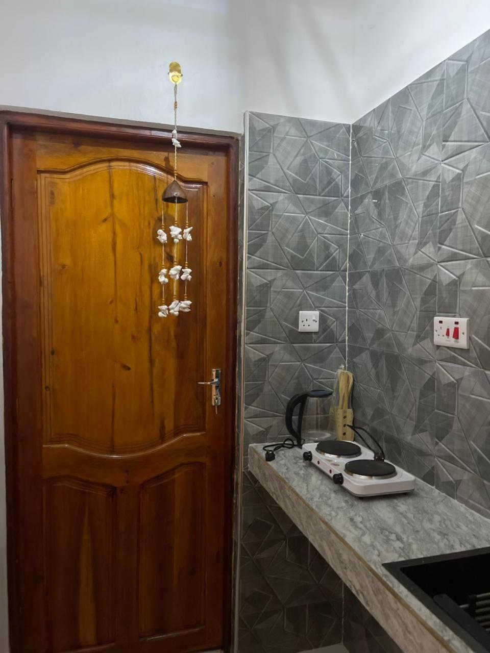 Yakamoz Zanzibar Panzió Kültér fotó